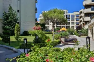 Al Rial Beach Apartments - Shkorpilovtsi