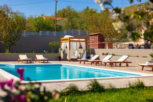 4 star cabană Villa Relax Omiš Croaţia