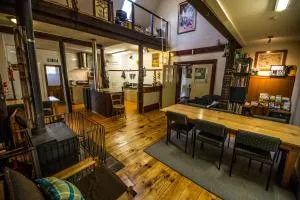 Smylies Accommodation - Kirwee