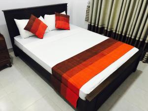 Sunhill Lake Tourist Rest