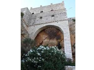 apeiranthos traditional stone house Naxos Greece