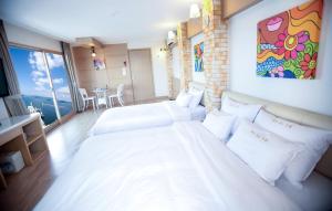 Tongyeong Bay Condo Hotel