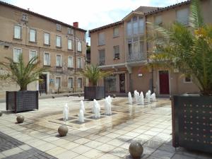 Appartements CASTRES APPART - LES HALLES : photos des chambres