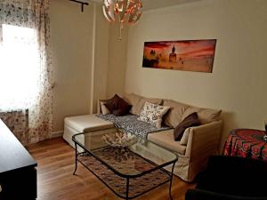 Calle Río Deva 17 - 4hvězdičkové hotely ve městě Oviedo