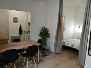 Appartements Appartement les Regrattiers : photos des chambres