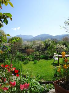 Sejours chez l'habitant Le clos : Chambre Double - Vue sur Montagne