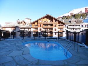 Appartements Premium 4 bed Ski-in & Out Apartment Arc 1950 : photos des chambres