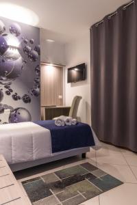 Single Room with Private Bathroom