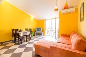 Modern Apartment Milotić