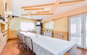 Double Room with Private Bathroom room in Pensiunea Gaby