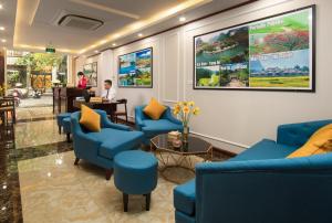 MayFlower Hotel- Central Old Quarter