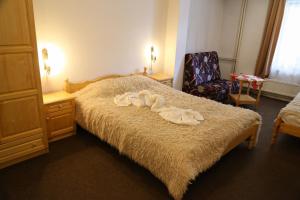 Triple Room room in Family Hotel Bisser