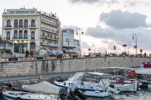 King's Blue , Port View Apartment Heraklio Greece