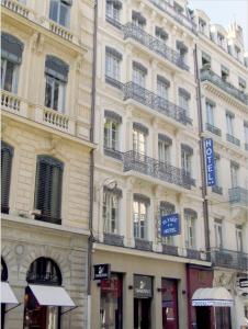 Hotel Elysee hotel, 
Lyon, France.
The photo picture quality can be
variable. We apologize if the
quality is of an unacceptable
level.