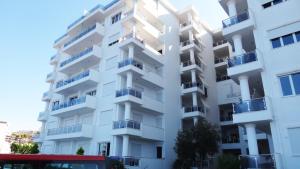 Apartments in White Residence