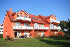 Apartment with Terrace room in Ferienwohnungen Seevogel