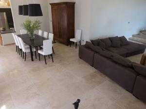Villas Commodious Villa in Campagnan with Swimming Pool : photos des chambres