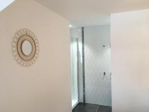 Appartements La ville a la mer numero 2 duplex en plein coeur du centre ville au calme terrasse et parking prive : photos des chambres