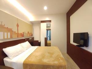 Bed and Bath Serviced Suites