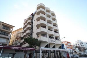 Sergent Hotel