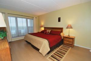 Edgewater Condo Unit #104