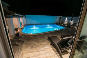 Luxury apartment Elis with private pool