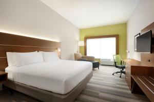 Holiday Inn Express & Suites - Cincinnati South - Wilder by IHG