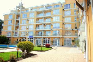 3 csillagos apartman Flores Park Napospart Bulgária
