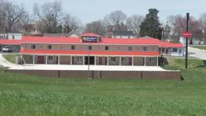 巴尔米拉经济汽车旅馆 - 昆西