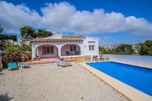 Susana - this lovely detached holiday property in Moraira