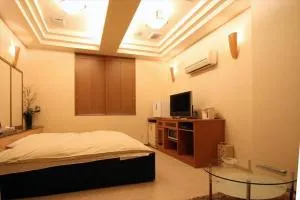 Tongariboshi (Adult Only) - Utazu