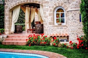 Rock House's Villa Melody Chania Greece