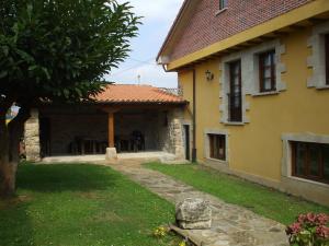 Apartamentos La Corraliza