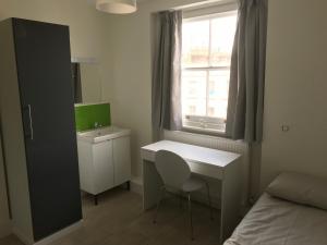 Leinster House (Bayswater)