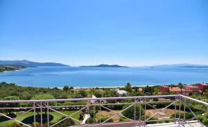 Blue Bay View - Beach House