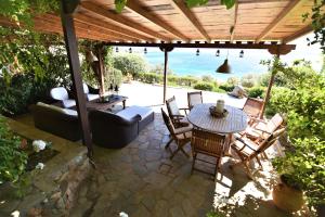Blue Bay View - Beach House