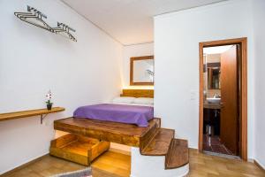 Toulas Studios & Apts No2