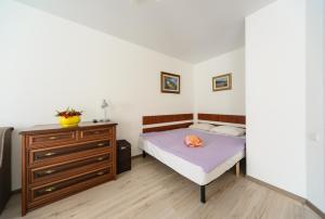 Comfortable apartment near airport Zhulyny