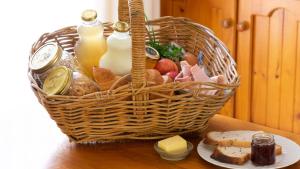 Honeysuckle Cottages