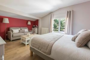 B&B / Chambres d'hotes A l'Ombre des Pins : photos des chambres