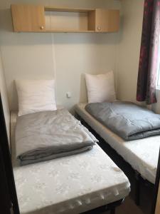 Campings Mobil home 6 pers, 3 ch, Kerlann**** Bretagne Sud : photos des chambres