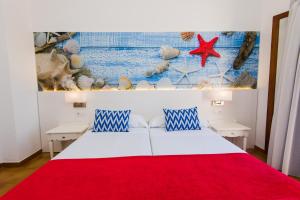 Economy Double or Twin Room with Air Conditioning room in Hostal Cala Ratjada