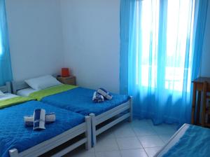ELEFTHERIA rooms