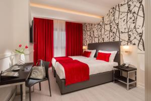 Twin Room room in Hotel American Palace Eur