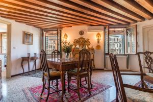 Emo Palace Grand Canal by LionHost