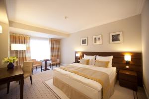 Superior Double Room room in Capital Plaza Hotel