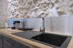 Appartements Ausone Beautiful loft apartment in historical center + terrace and parking : photos des chambres