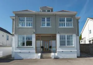 Falmouth Bay - Constantine