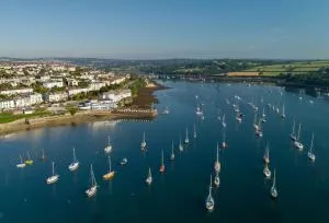 绿岸酒店 - 法拉盛