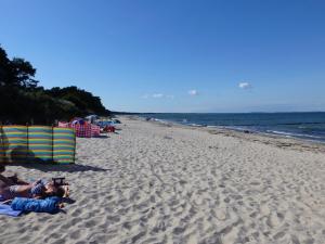 Strandhaus Lucky, Sauna, Garten, Kamin, strandnah, Ladestation e-Autos